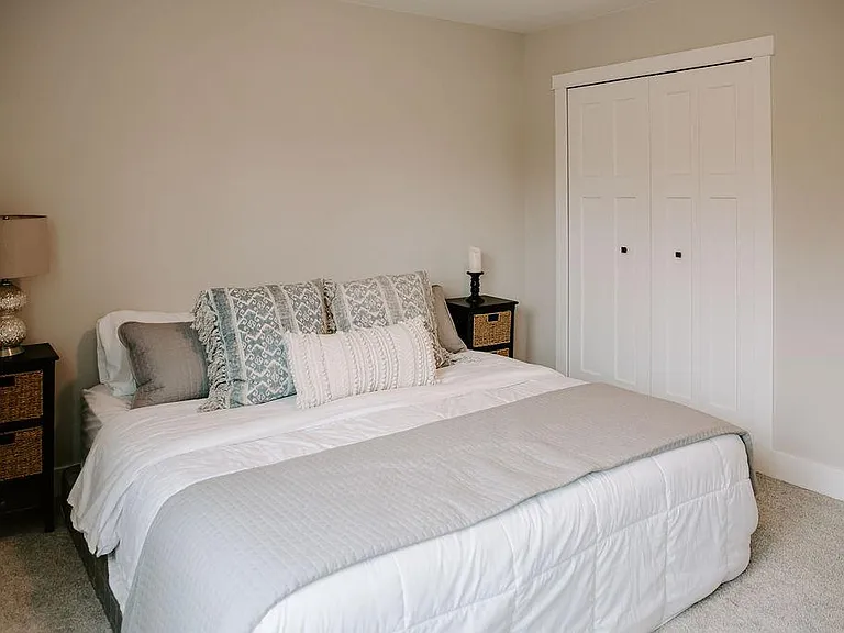 973 Allen Dr — Photo 23