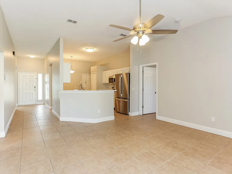 8077 Welbeck Ln — Photo 4