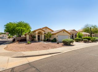 4661 E Summerhaven Dr, Phoenix, AZ 85044