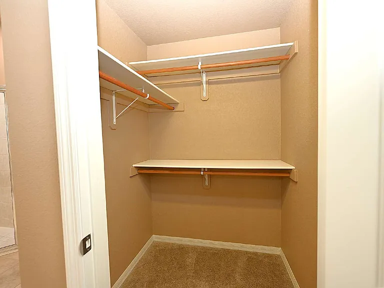 2618 High Ridge Dr — Photo 34