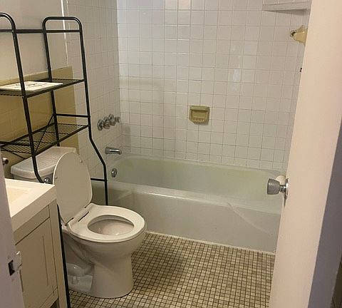 5th image of 126 Triangle St #B03