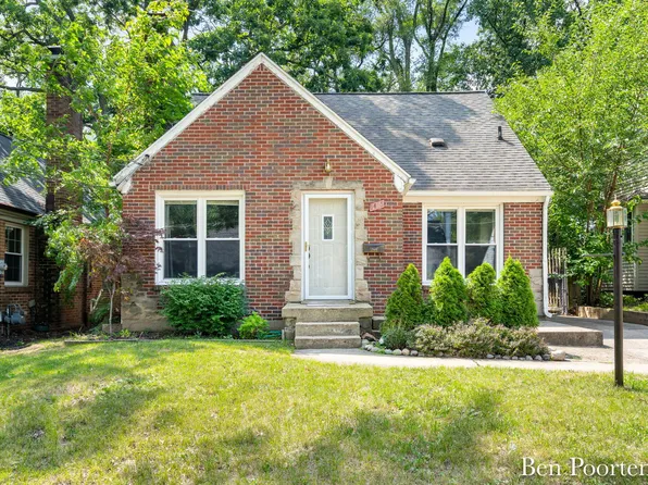 1435 Philadelphia Ave SE, Grand Rapids, MI 49507