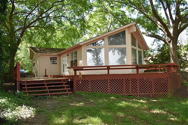 1st image of 16047 County Road 189 W