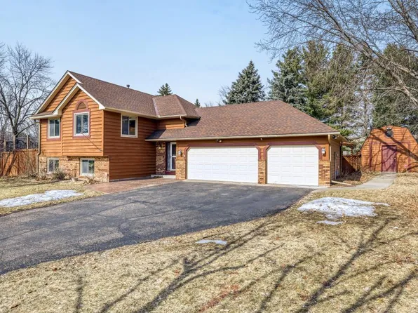 1681 128th Ave NW, Coon Rapids, MN 55448