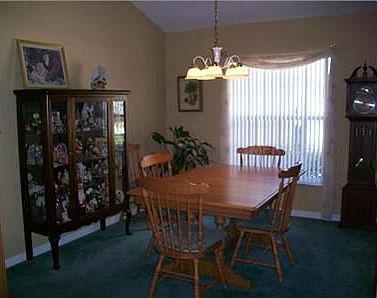 4th image of 1088 Vanderbilt Dr