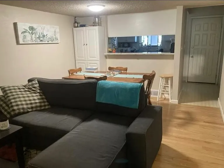 2996 Shady Holw W — Photo 5