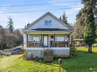 2049 Stuart St, Raymond, WA 98577