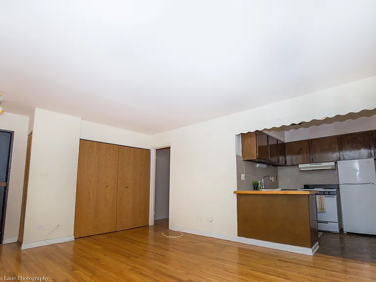 Lakeview Living! — Photo 2