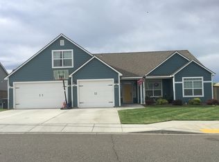 9405 Cadboro Dr, Pasco, WA