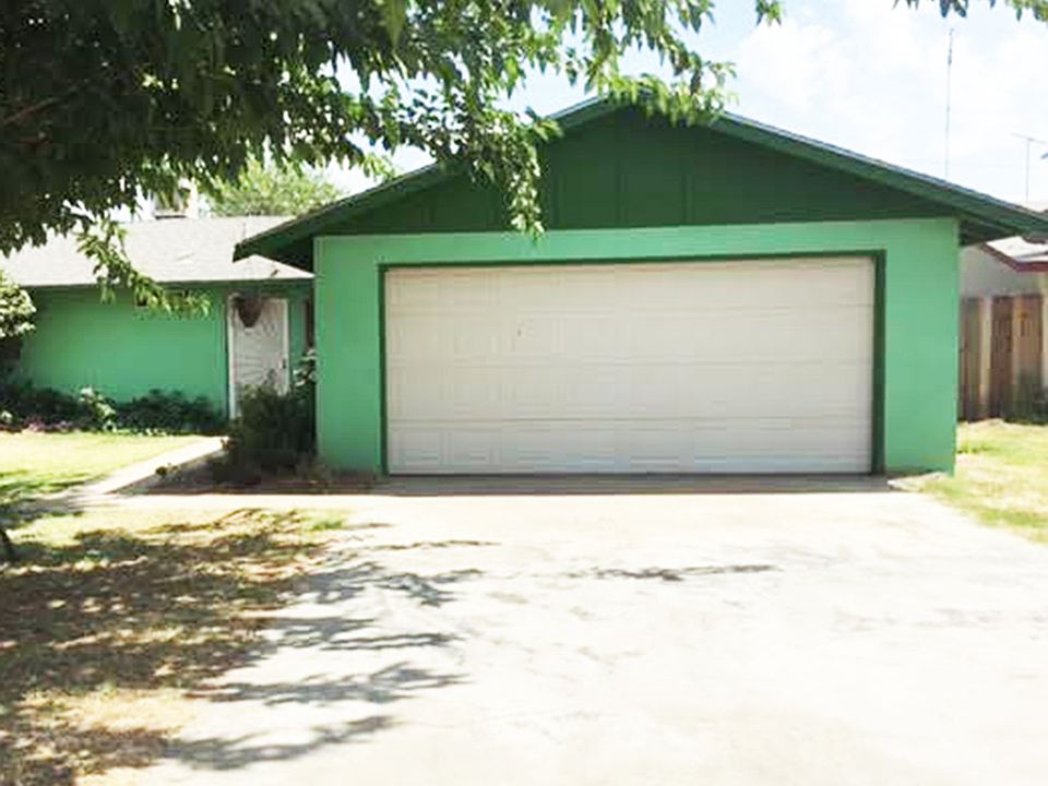 1st image of 275 W Ponderosa St