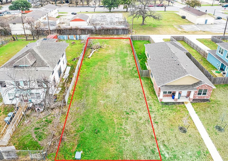 1st image of 2916 South Blvd