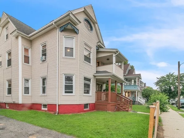32 Mapledell St, Springfield, MA 01109