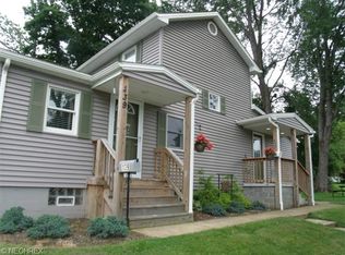 139 Hillcrest Ave, Hubbard, OH 44425