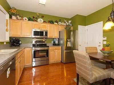 12415 Crowley Ct — Photo 16