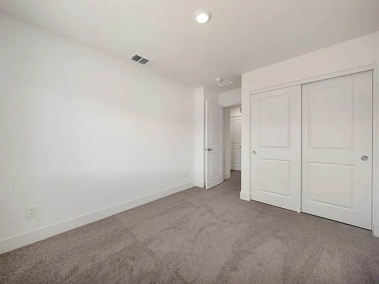 1594 Grazer Way — Photo 21