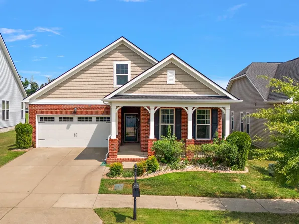 2832 Whitebirch Dr, Hermitage, TN 37076