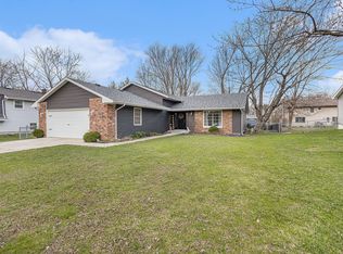 4292 Park Pl, Crown Point, IN