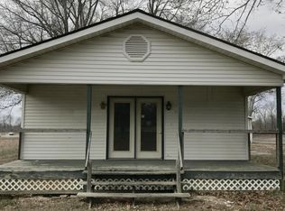 12217 Woody Rd, West Frankfort, IL 62896