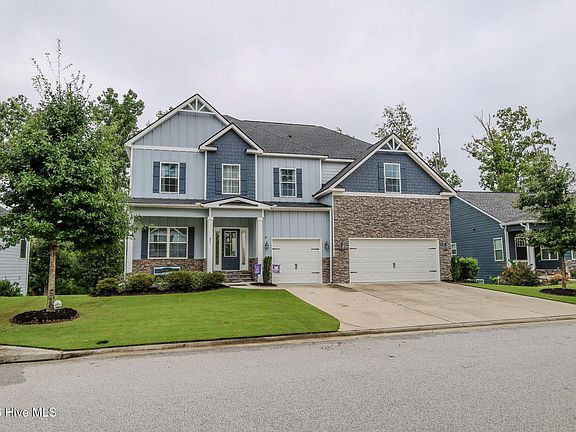 5th image of 621 Bunchgrass Street