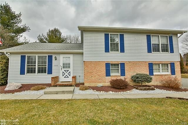 1st image of 1222 Mary Dr
