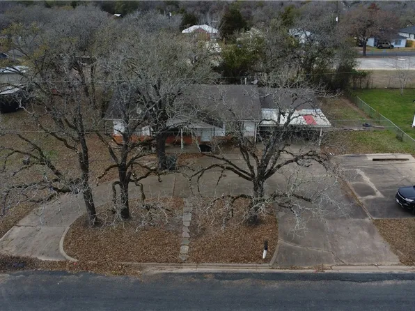1608 Bamboo St, Bryan, TX 77803