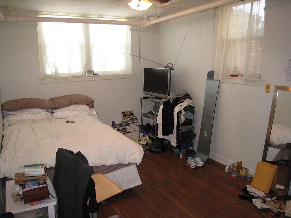 1st image of 960 Goodrich Ave