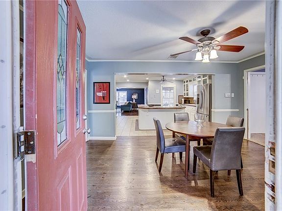 4th image of 1406 Paxton Ave
