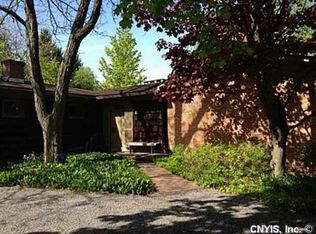 8128 Salt Springs Rd, Manlius, NY 13104