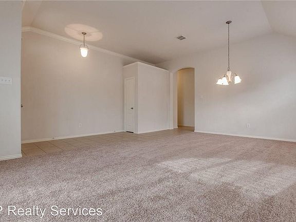 5th image of 2717 Sunlight Dr