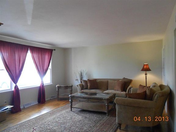 4th image of 52355 Santa Monica Dr