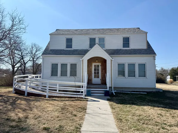 315 W Lincoln Ave, Lincoln, KS 67455