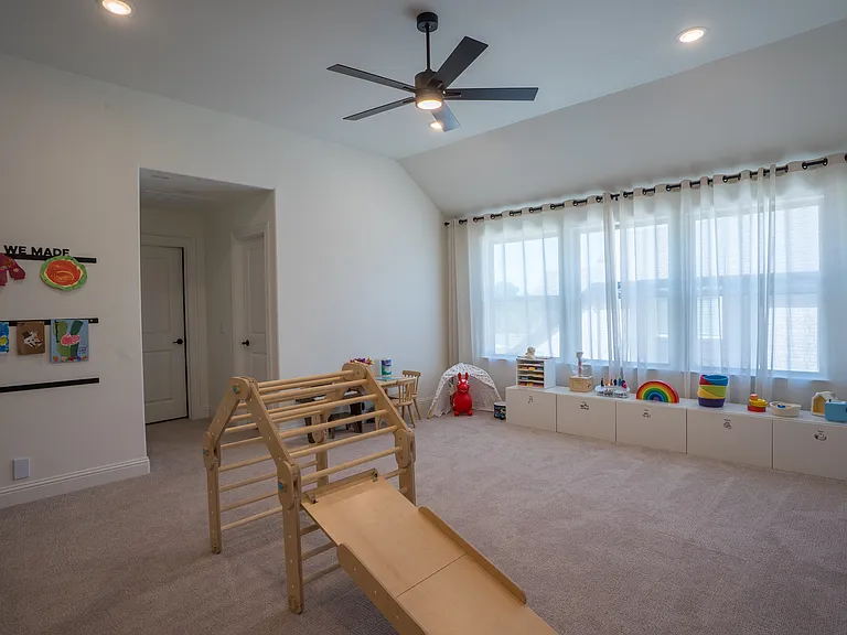 4370 Lavina Ln — Photo 26