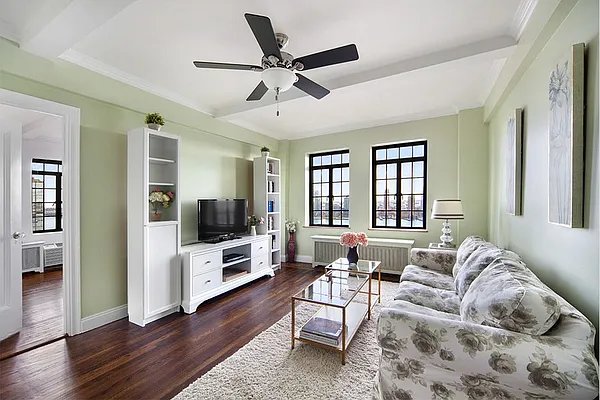 Sold by Stribling | media 1