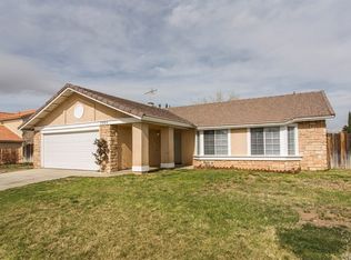 7065 Loma Vista Ave, Hesperia, CA 92345