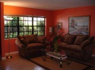 8800 SW 21st Ter, Miami, FL 33165