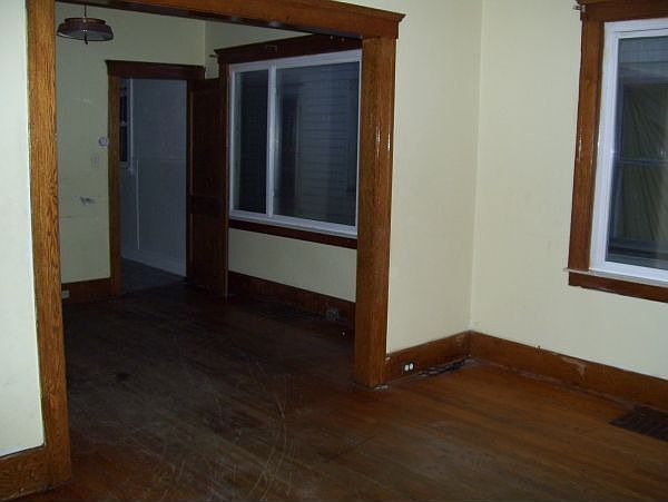 2nd image of 8851 Aurora St
