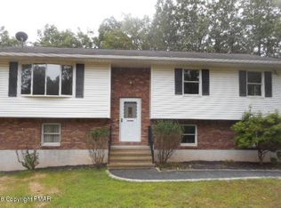 1221 Grand Mesa Dr, Effort, PA