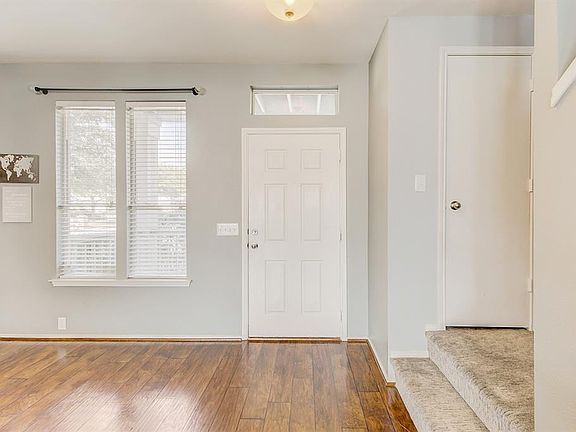 4th image of 10500 Astor Dr