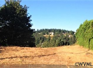 585 Edgewood Dr, Silverton, OR 97381