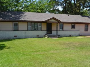 1902 Briar Ridge Rd, Tupelo, MS 38804