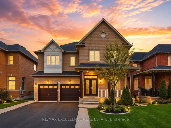 21 Castle Mountain Dr, Brampton, ON L6R 2W9