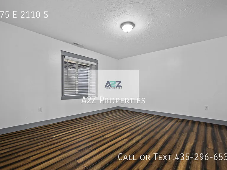 475 E 2110 S — Photo 28