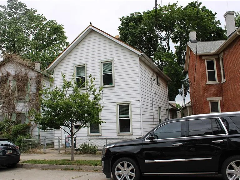 243 Oak St — Photo 19