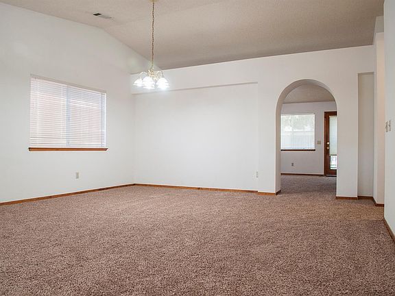 3rd image of 6028 W Feemster Ct