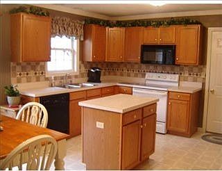 4th image of 21 Heritage Ct