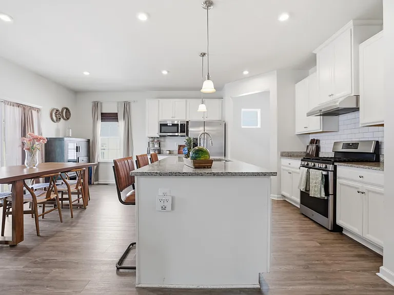 5319 Holley Oak Ln — Photo 6