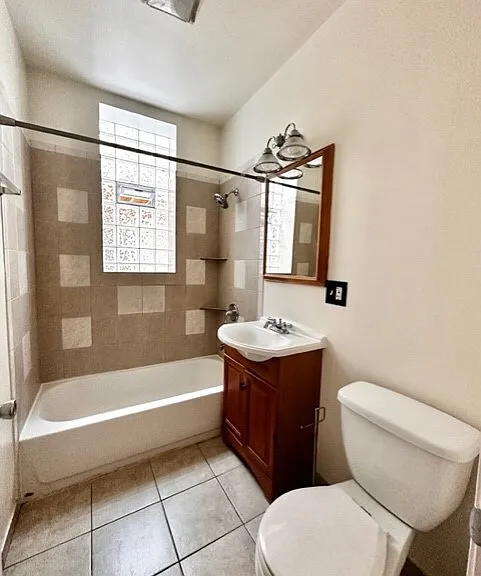 2536 W Augusta Blvd #1R — Photo 6