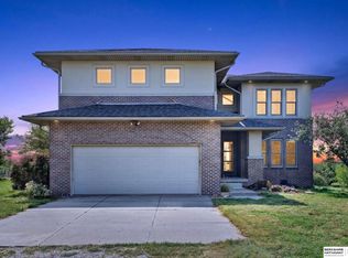 22411 Ruff Rd, Gretna, NE 68028