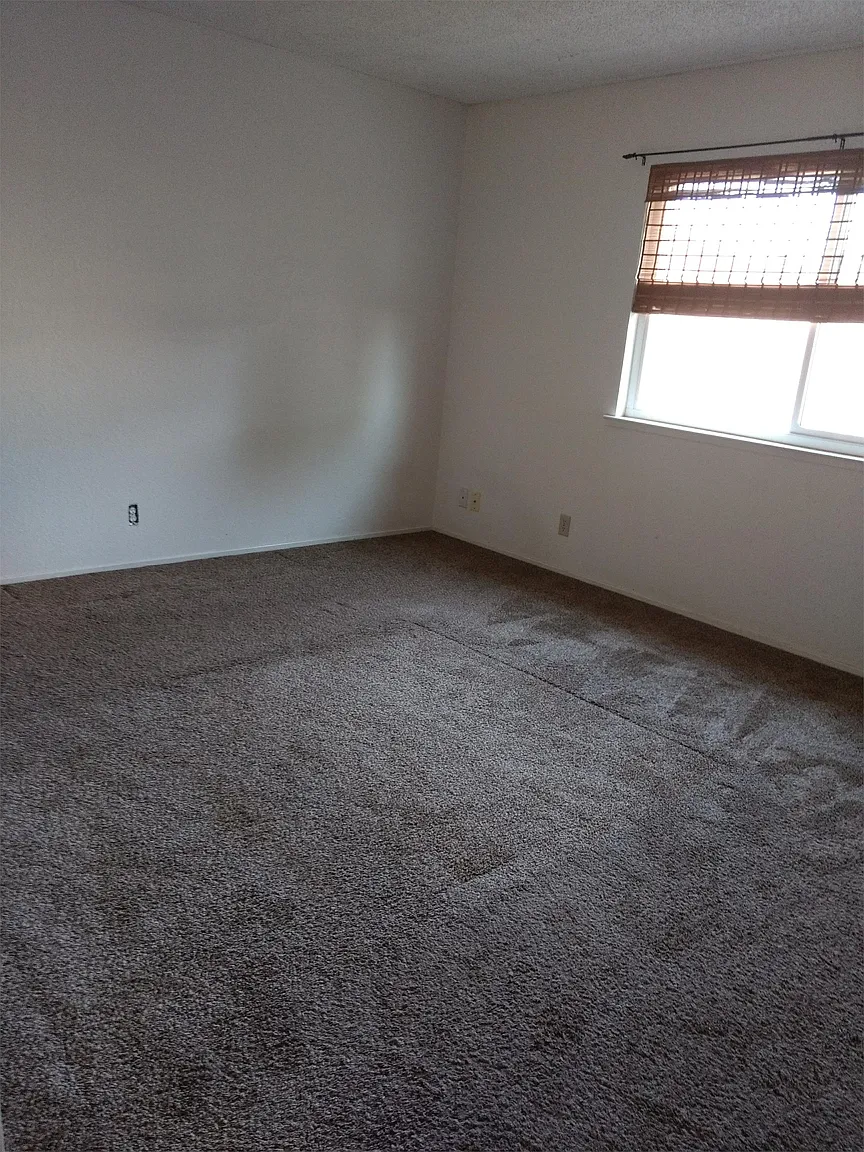 554 Dixie Ln photo 1