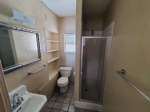 3rd image of 2801 E Elm St #B